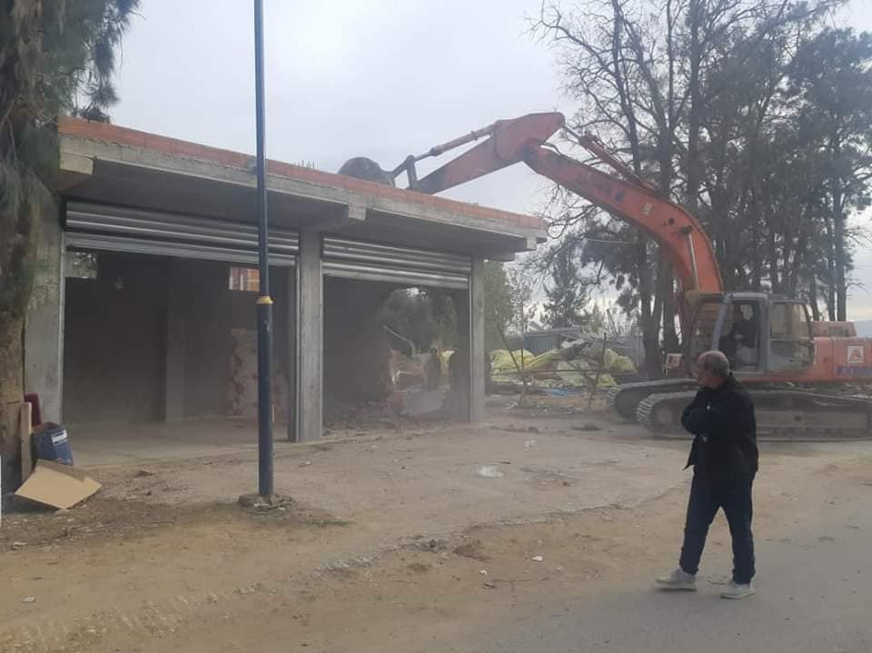 La démolition des constructions illicites s’étend à Ouled Fayet