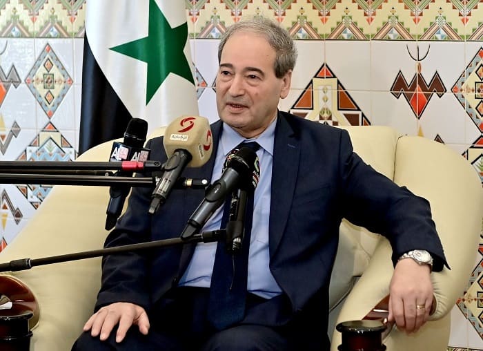 Le ministre syrien des Affaires étrangères, Fayçal Mokdad, à Alger