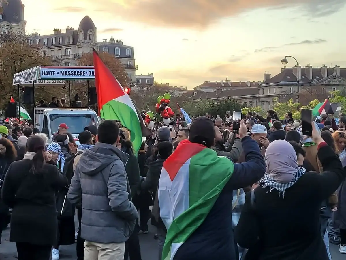 Face à l'horreur d'une cruelle à Ghaza: La pression de plus en plus forte de l’opinion internationale