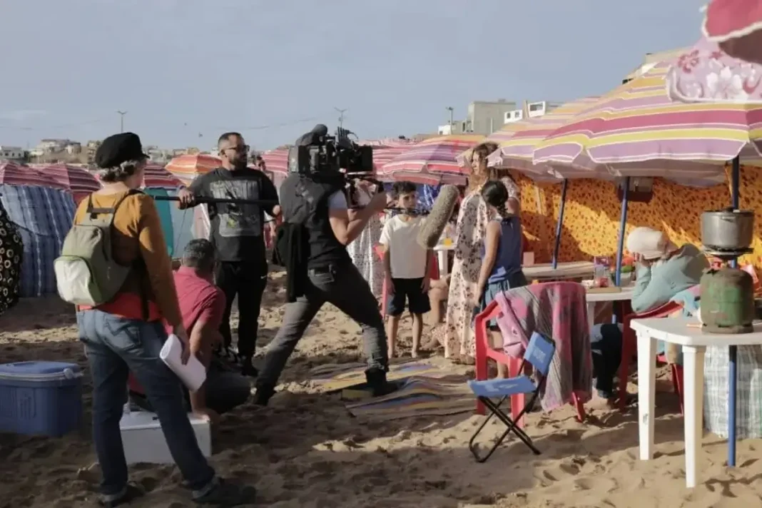 «Première ligne» un souffle de comédie sociale sur les plages algériennes